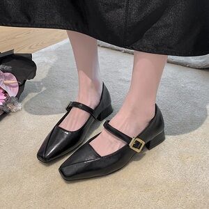 Elegant Black Mary Jane Shoes